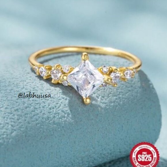 😍Noble Square Flower Gold Plated Princess Ring for Women  😍NEW DIAMOND💎SQUARE 18K GOLD FLOWER PRINCESS RING, LDMCM074-6